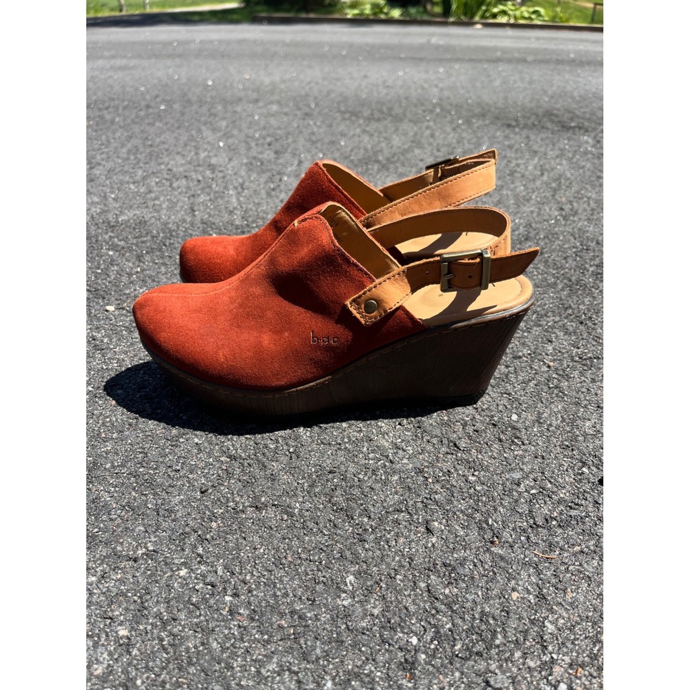 b.o.c. Born Concept Women Rust Orange Suede Wedge Slingback Clogs Sandals 8M